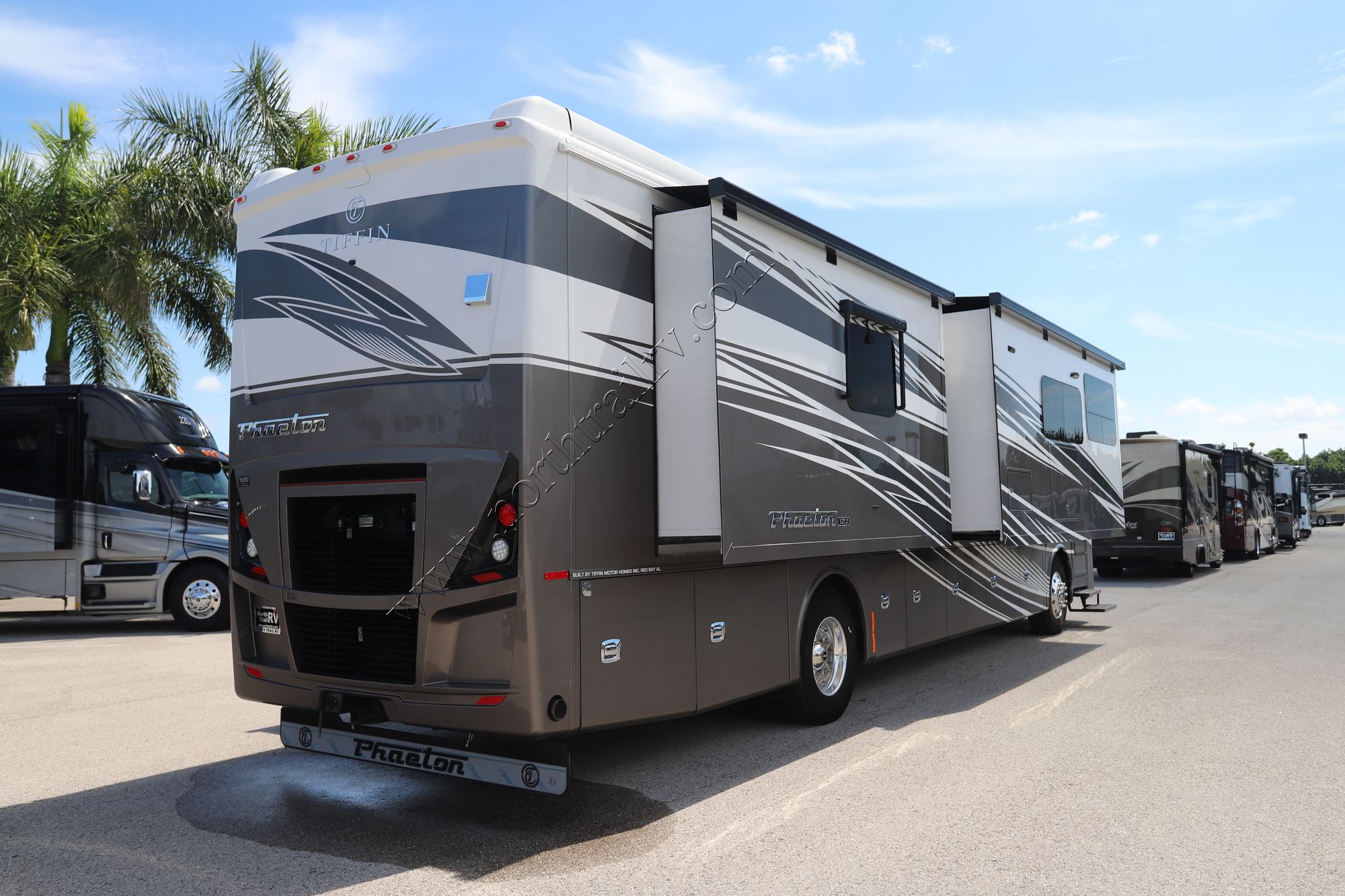 New 2025 Tiffin Motor Homes Phaeton 40IH Class A  For Sale