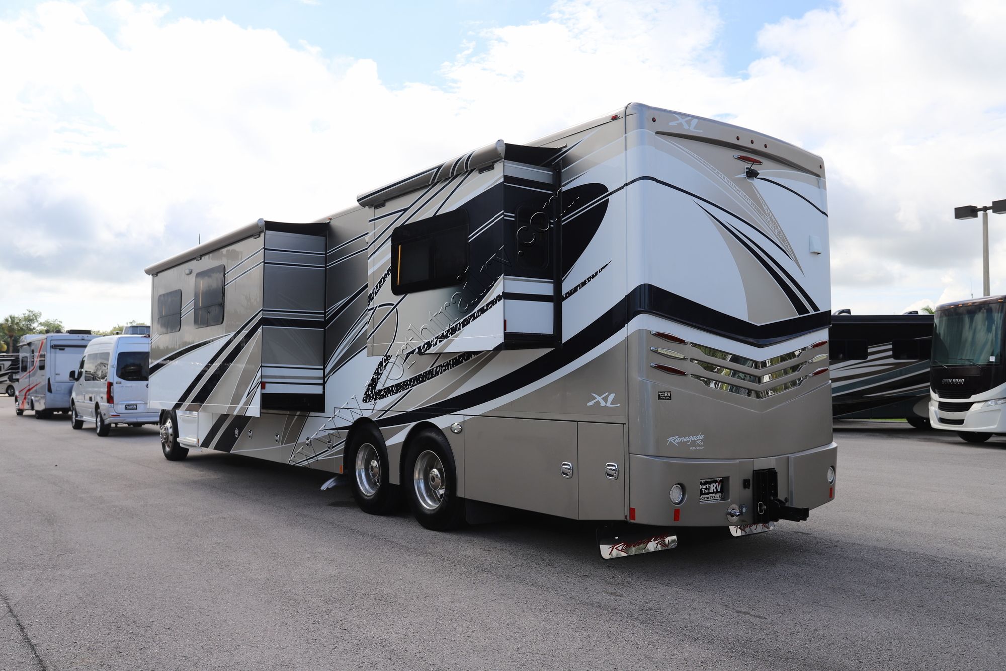 Used 2020 Renegade Rv Xl 45QS Super C  For Sale