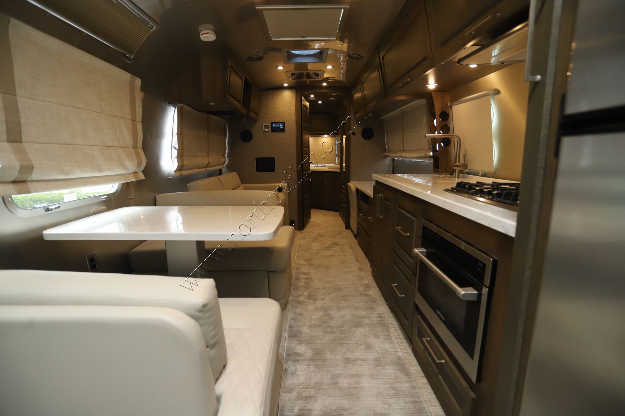 2023 Airstream Classic 33FBQ Travel Trailer Used  For Sale