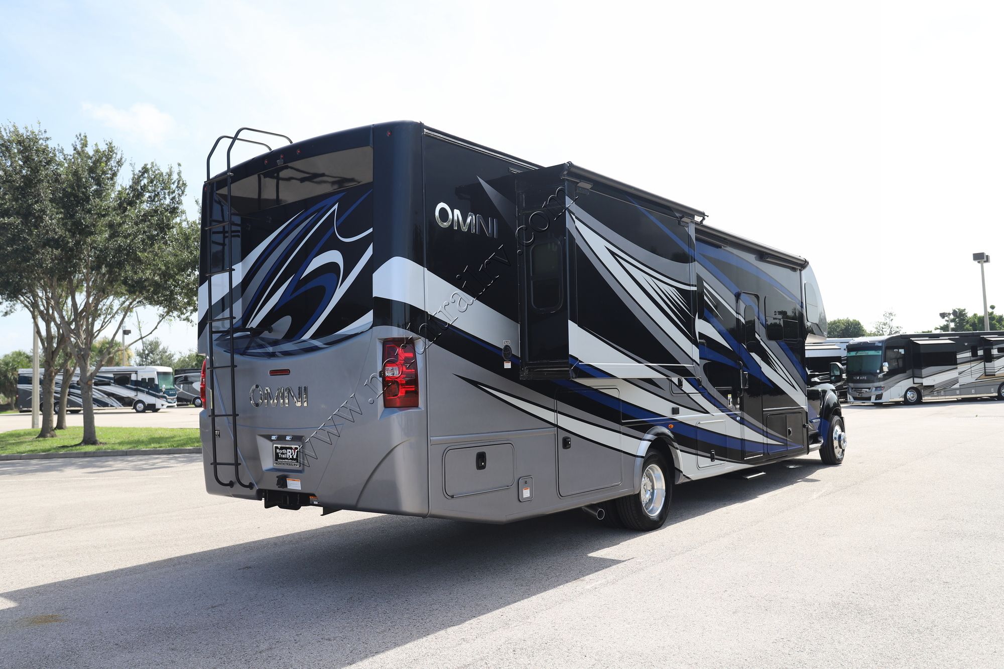 Used 2022 Thor Omni BT36 Super C  For Sale