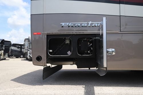 2022 Tiffin Motor Homes Phaeton 37BH