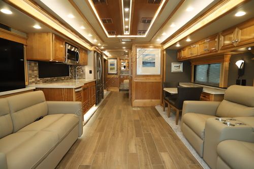 2022 Tiffin Motor Homes Phaeton 37BH