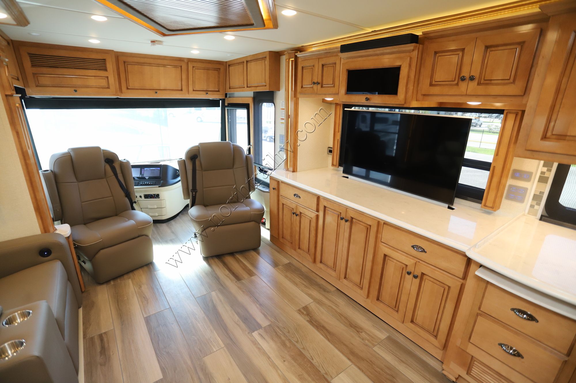 Used 2022 Newmar Dutch Star 4369 Class A  For Sale