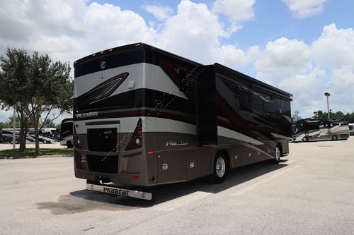 2022 Tiffin Motor Homes Phaeton 37BH