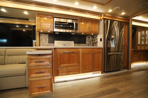 2022 Tiffin Motor Homes Phaeton 37BH