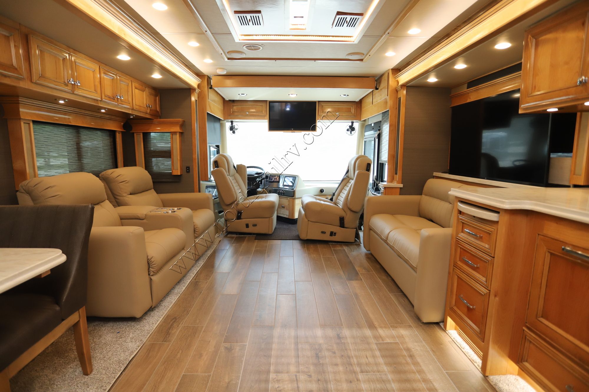 Used 2022 Tiffin Motor Homes Phaeton 37BH Class A  For Sale