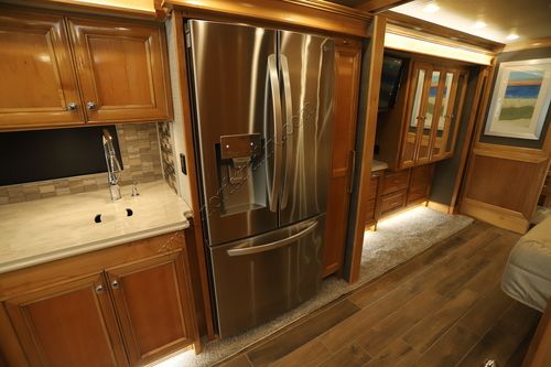 2022 Tiffin Motor Homes Phaeton 37BH