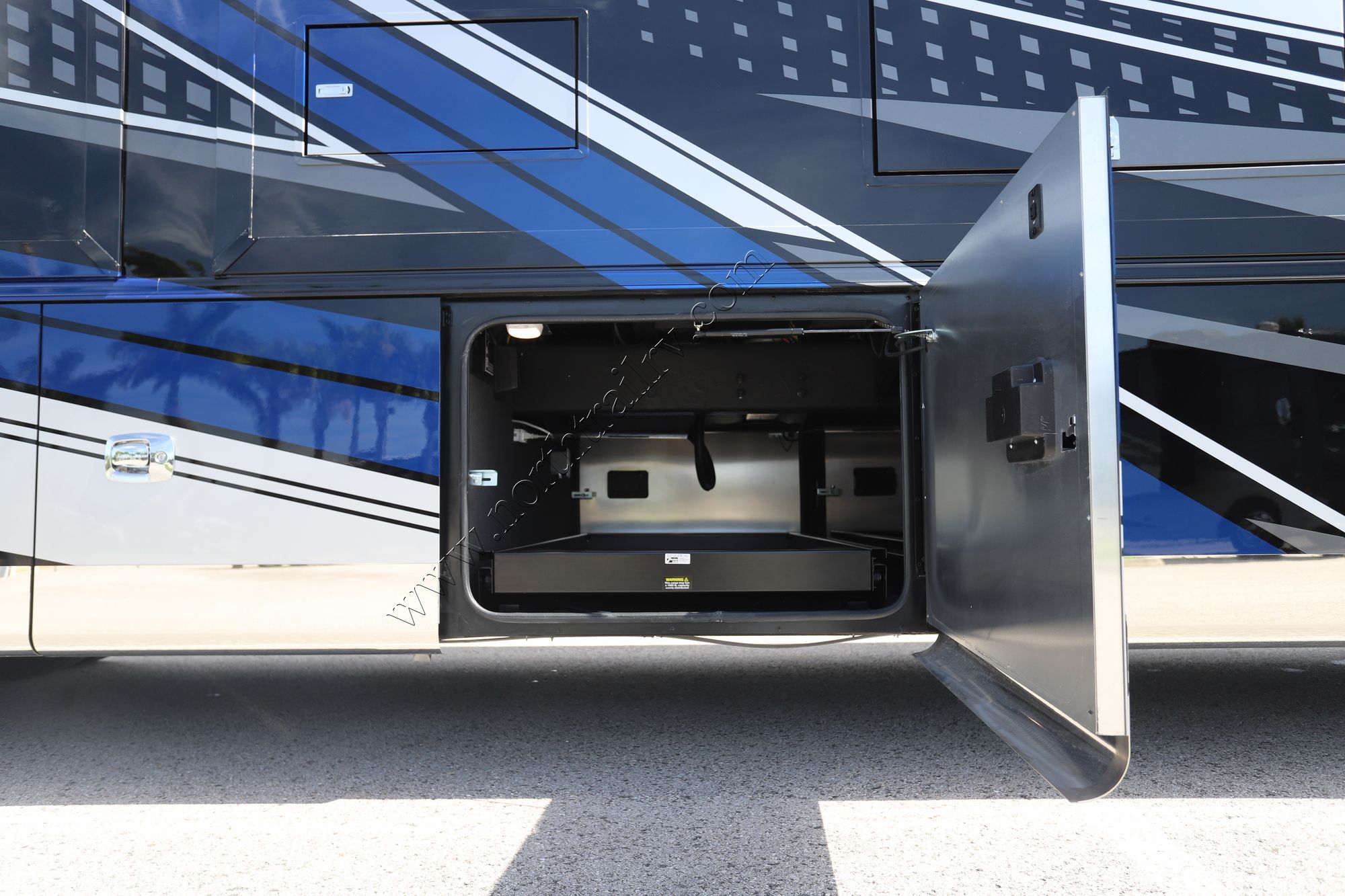 New 2025 Tiffin Motor Homes Allegro Bus 40IP Class A  For Sale