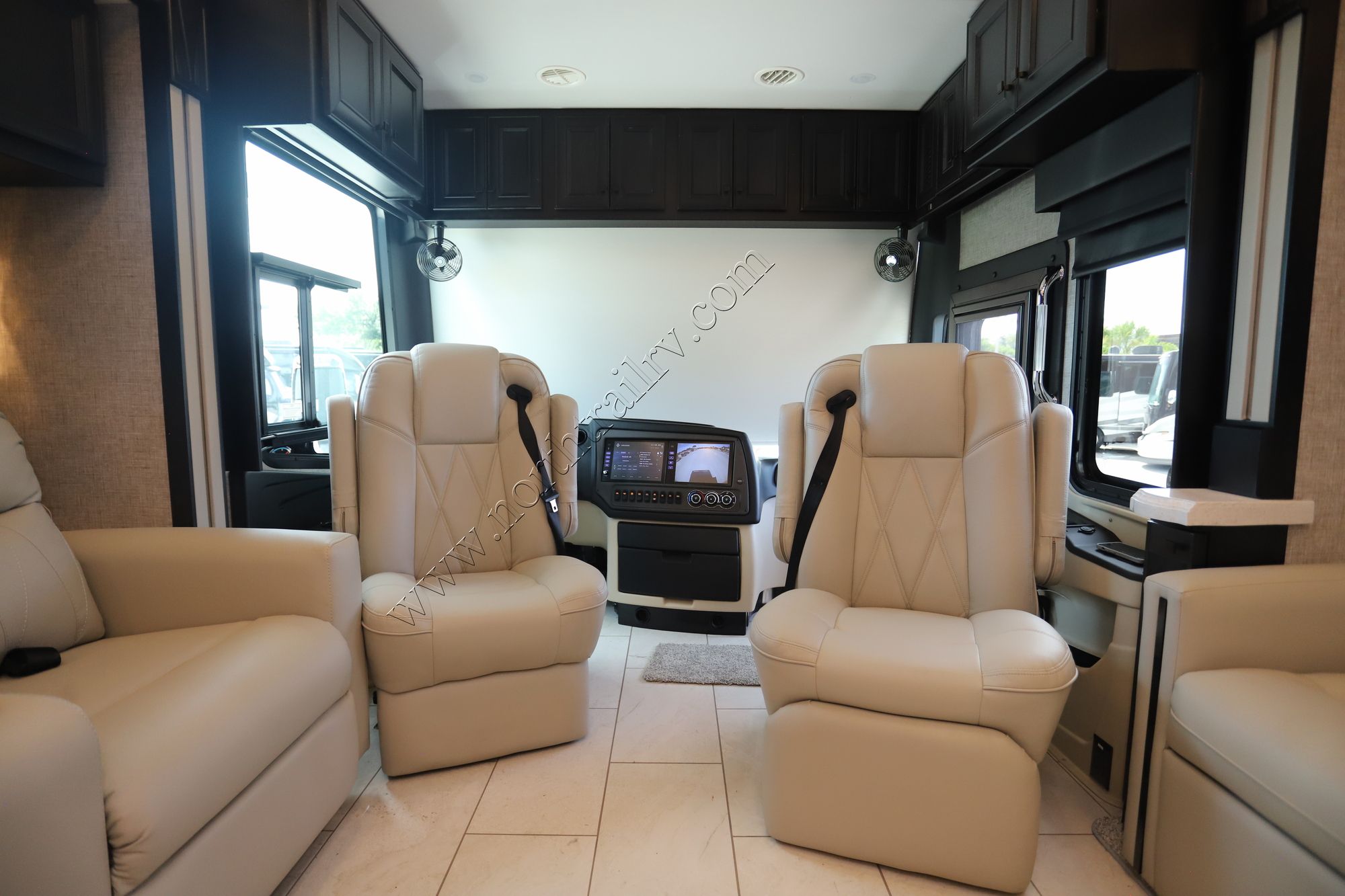 New 2025 Tiffin Motor Homes Allegro Bus 40IP Class A  For Sale