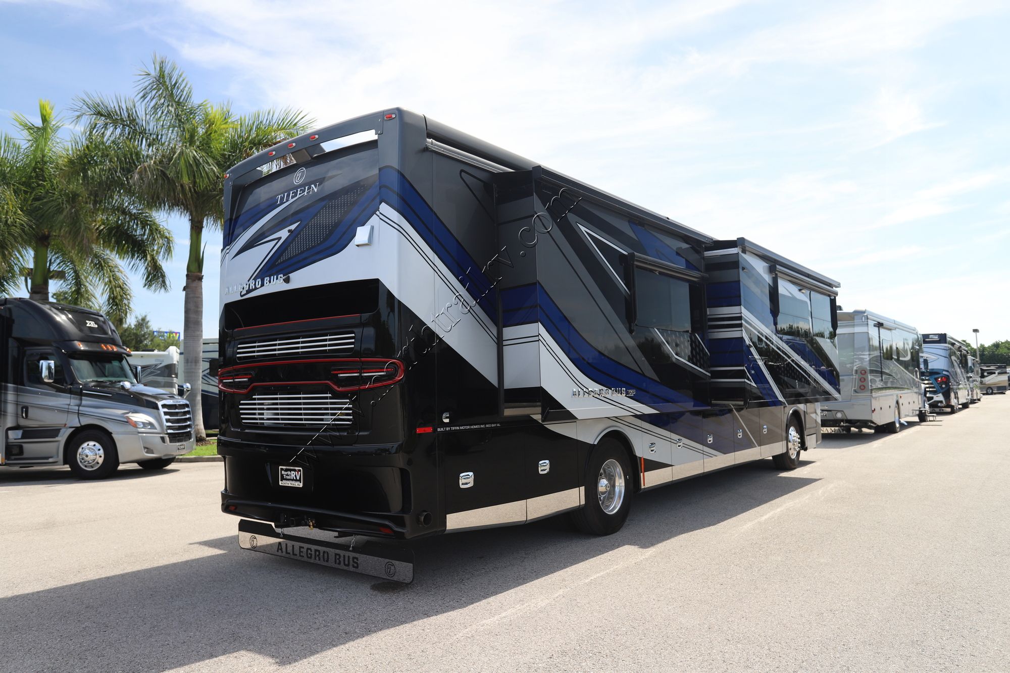 New 2025 Tiffin Motor Homes Allegro Bus 40IP Class A  For Sale