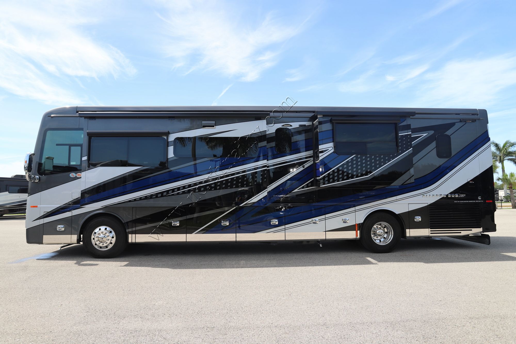 New 2025 Tiffin Motor Homes Allegro Bus 40IP Class A  For Sale