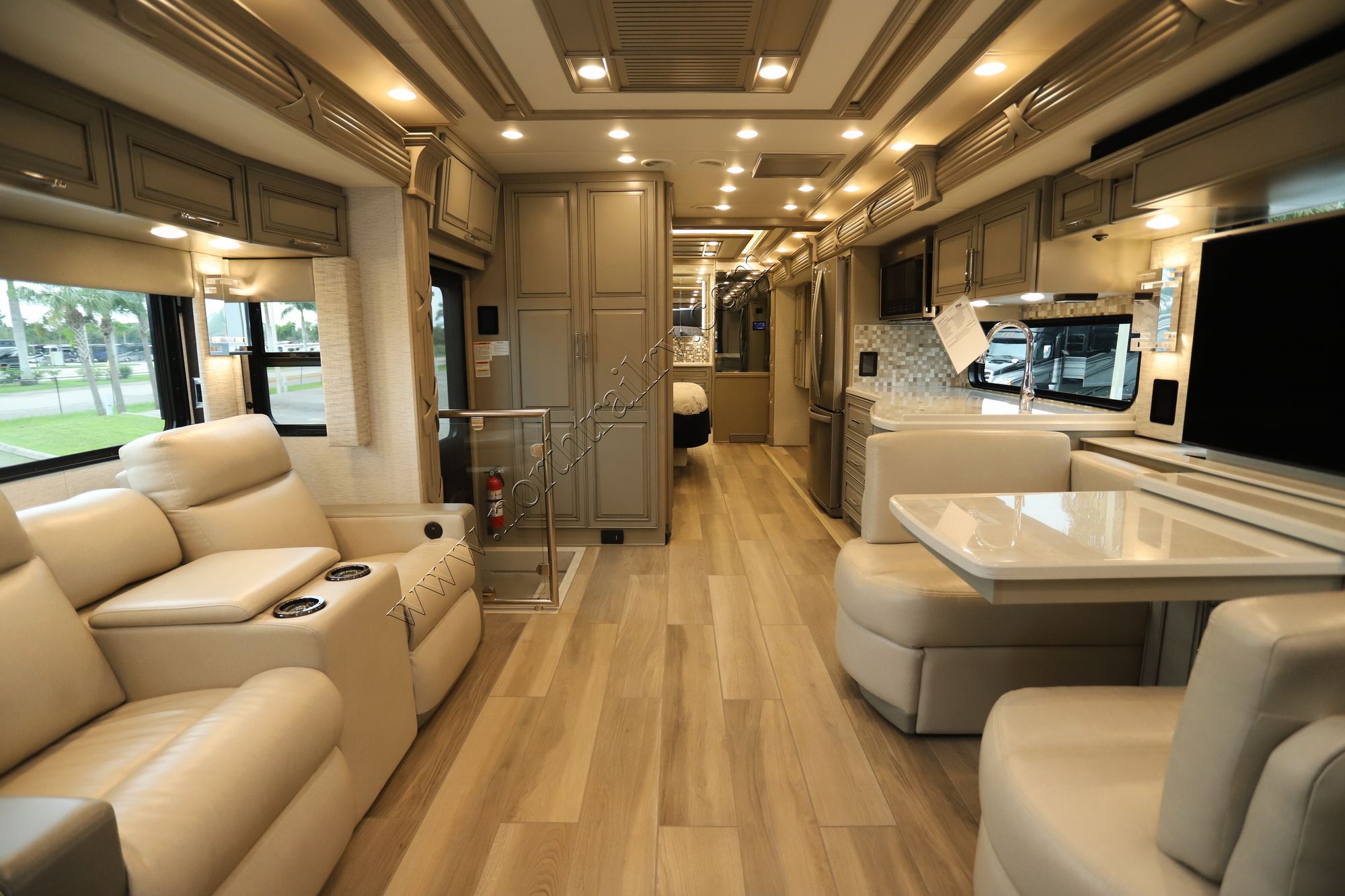 New 2024 Newmar Supreme Aire 4051 Super C  For Sale