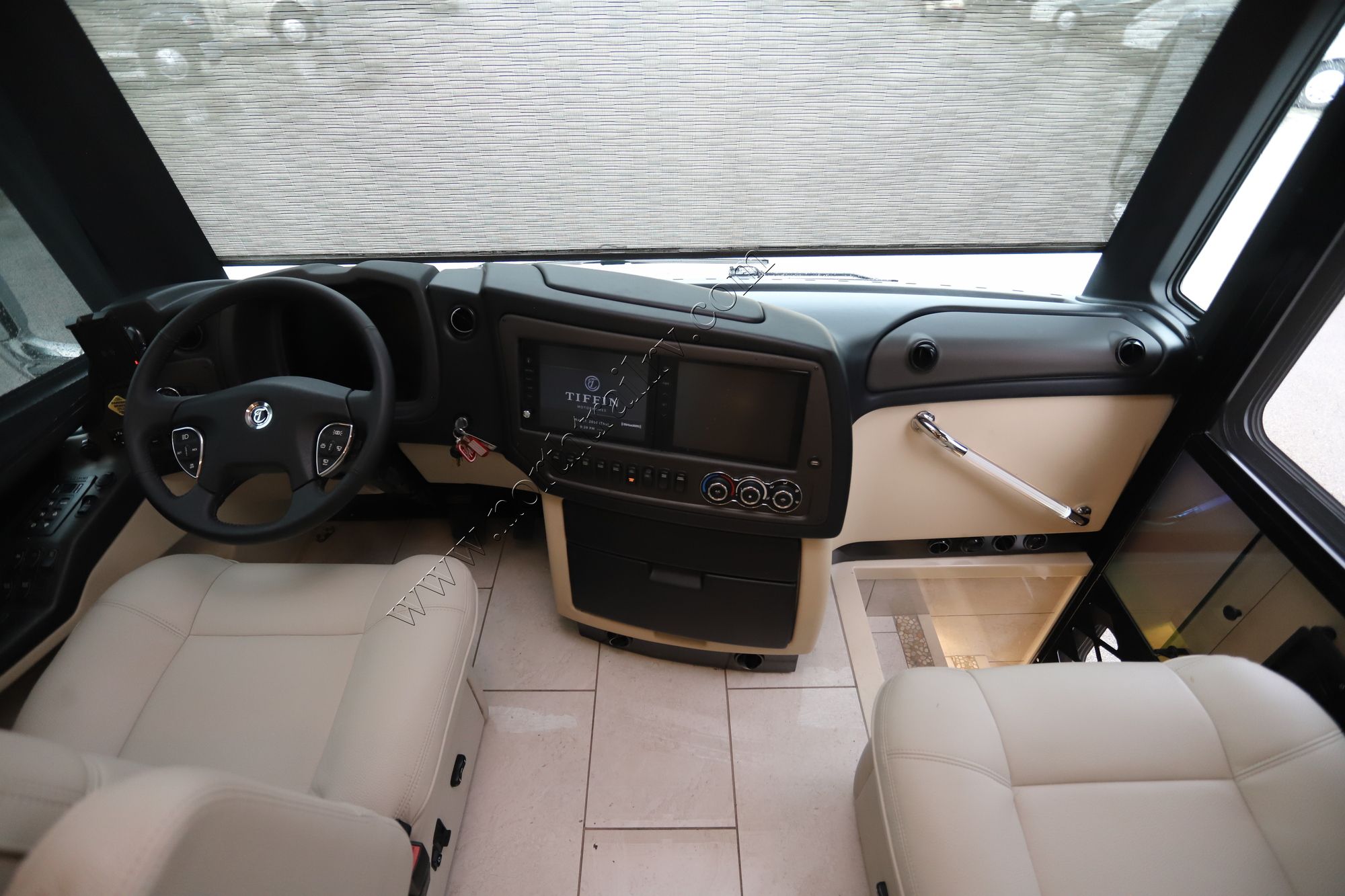 New 2025 Tiffin Motor Homes Allegro Bus 45FP Class A  For Sale
