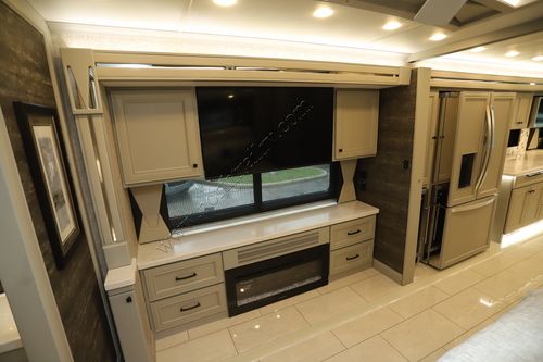 2025 Tiffin Motor Homes Allegro Bus 45FP