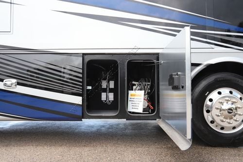 2025 Tiffin Motor Homes Phaeton 44OH