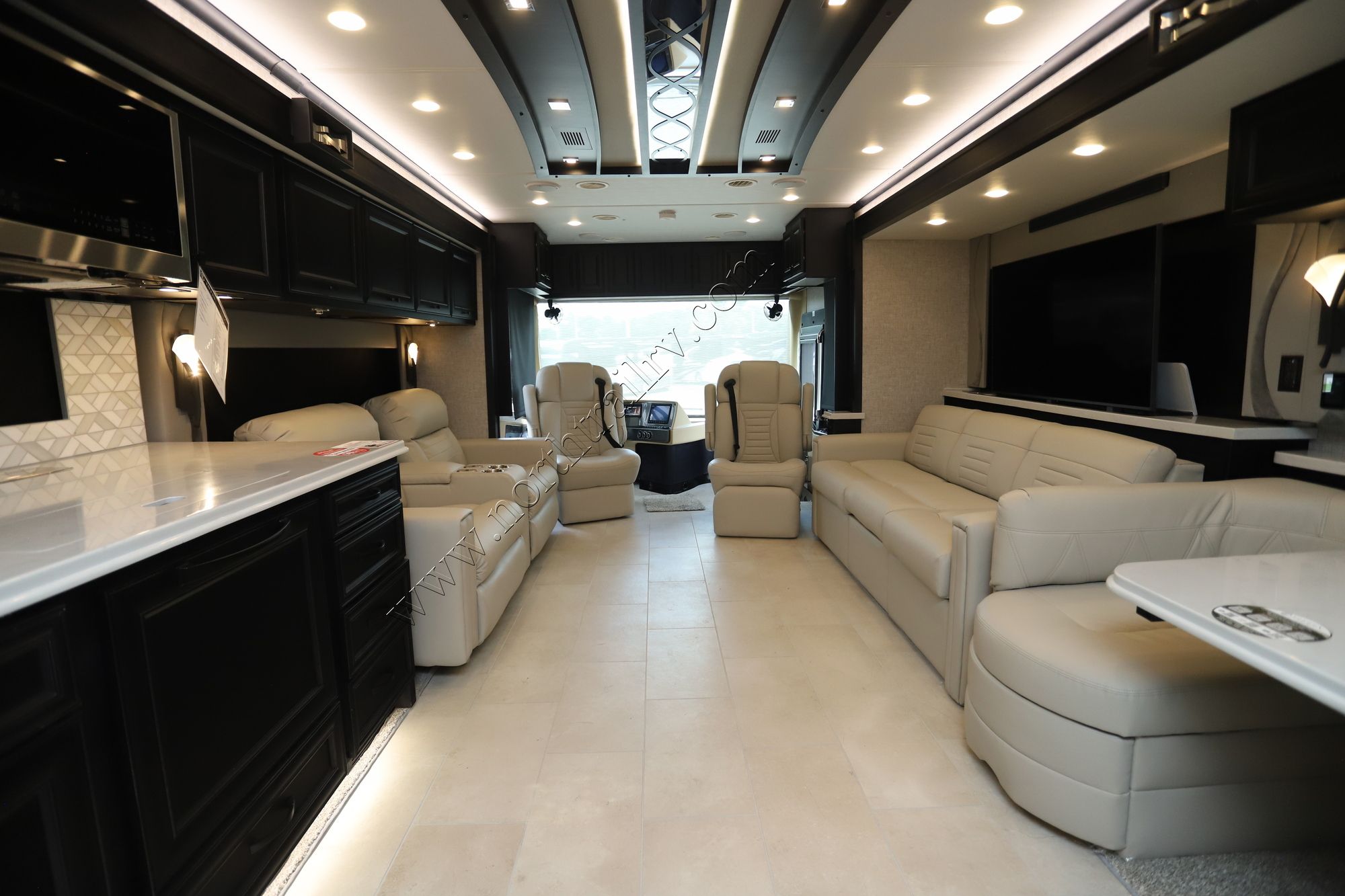 New 2025 Tiffin Motor Homes Phaeton 44OH Class A  For Sale