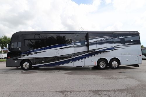 2025 Tiffin Motor Homes Phaeton 44OH