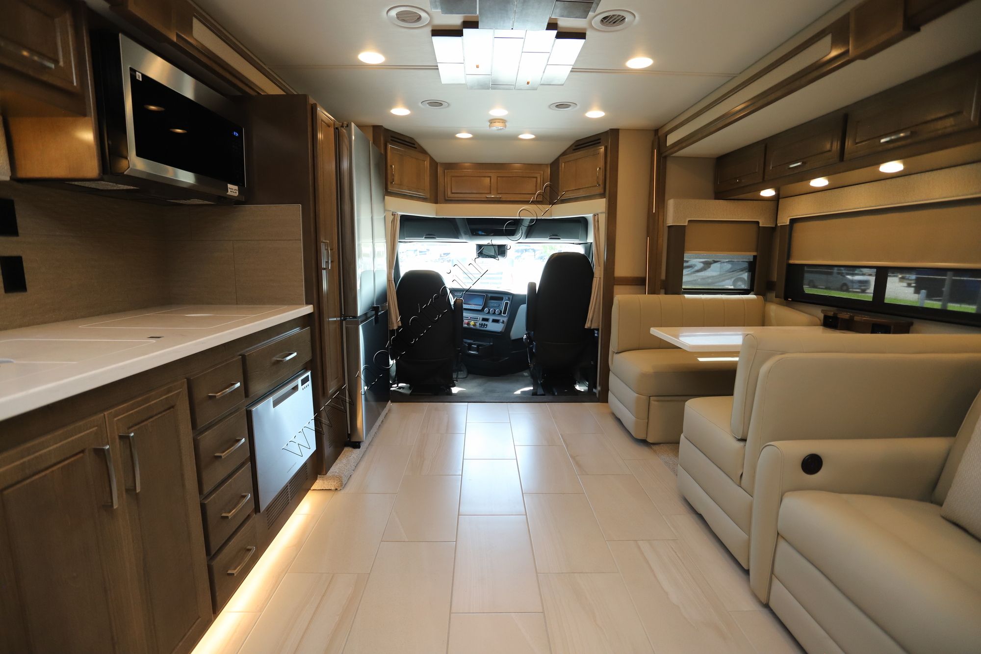 New 2025 Renegade Rv Explorer 40ERB Super C  For Sale