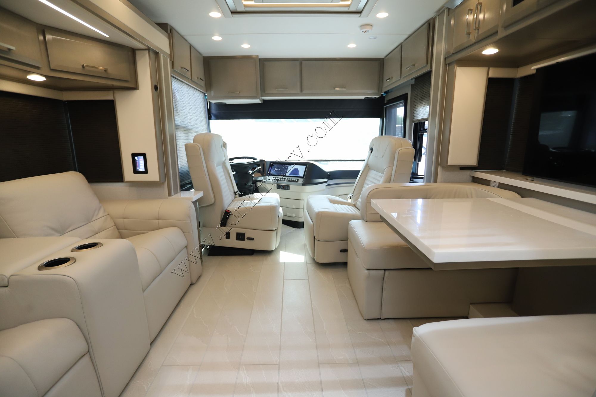 New 2025 Newmar New Aire 3543 Class A  For Sale