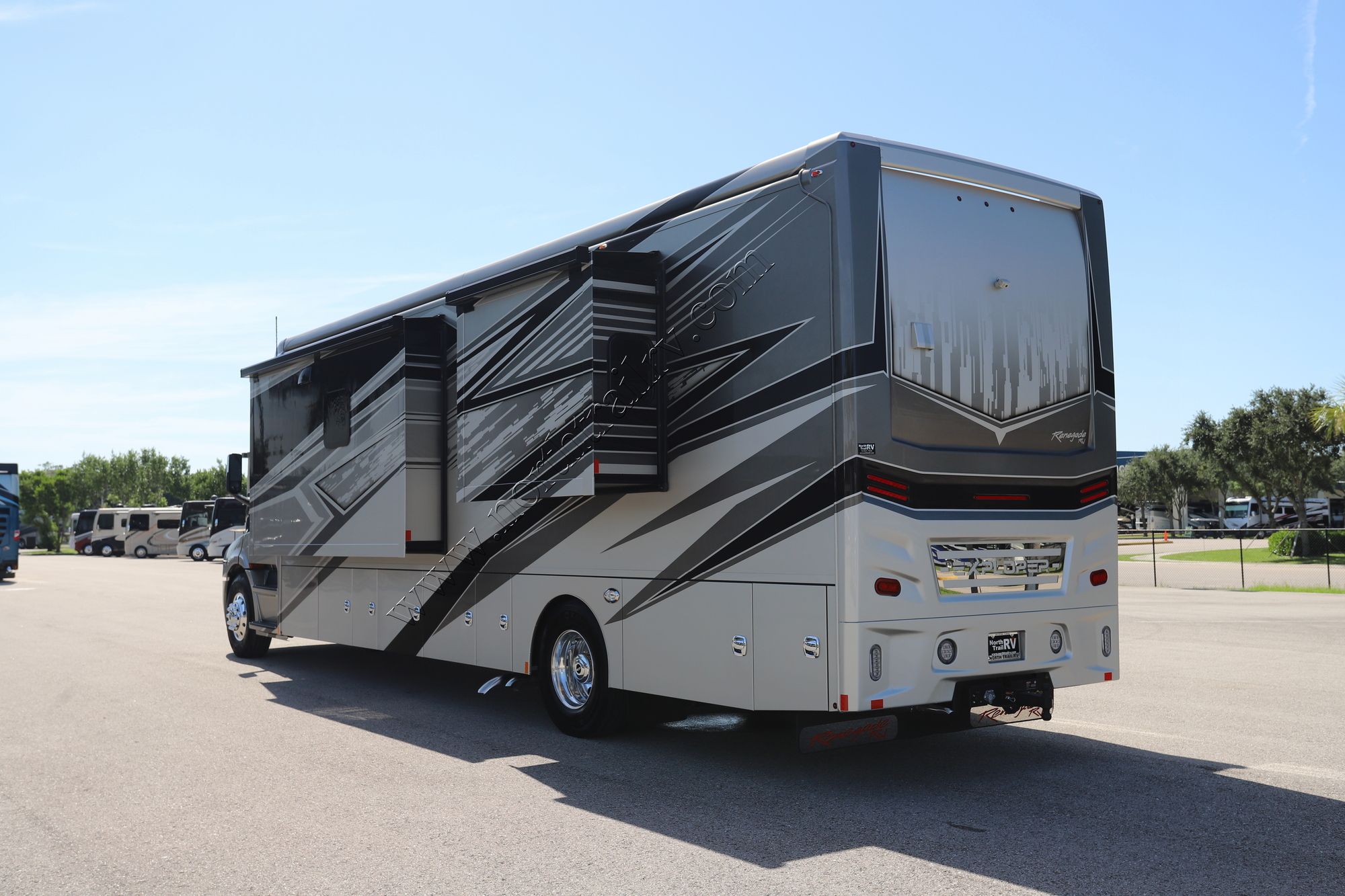 New 2025 Renegade Rv Explorer 40ERB Super C  For Sale