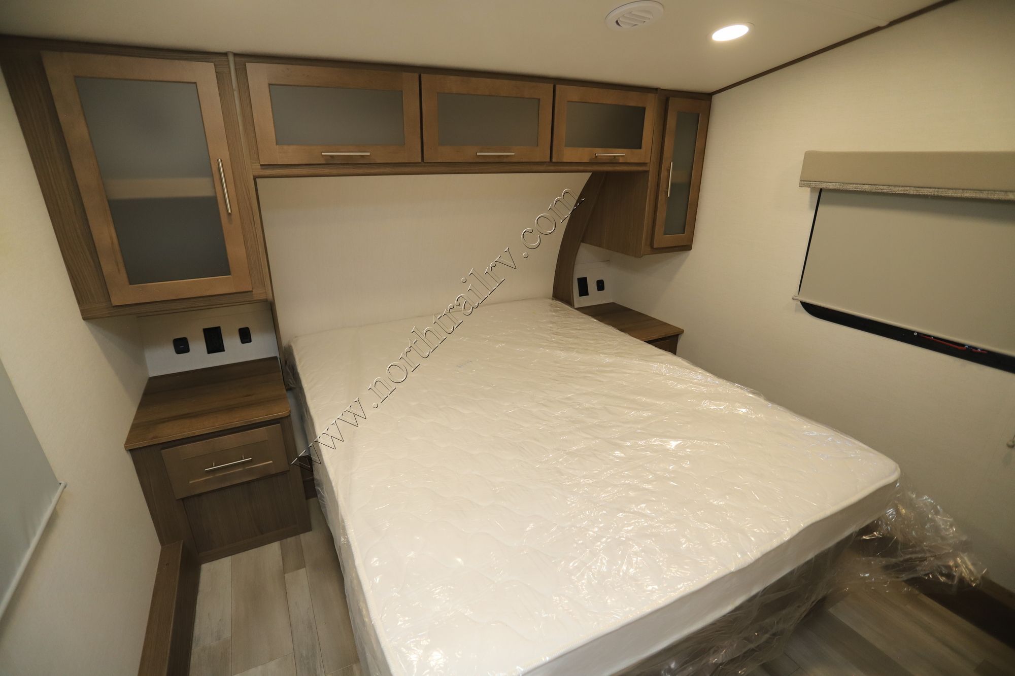 Used 2024 Alliance Avenue All-Access 26RD Fifth Wheel  For Sale