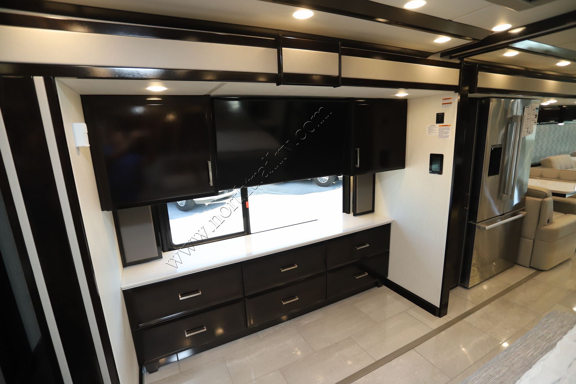 New 2025 Newmar Essex 4551 Class A  For Sale