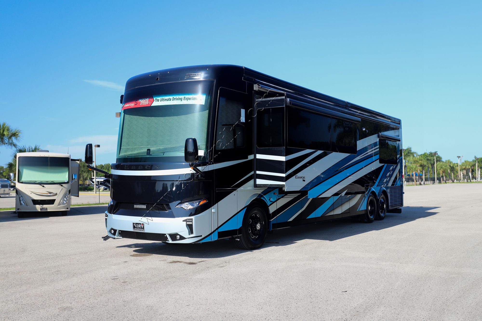 New 2025 Newmar Essex 4551 Class A  For Sale