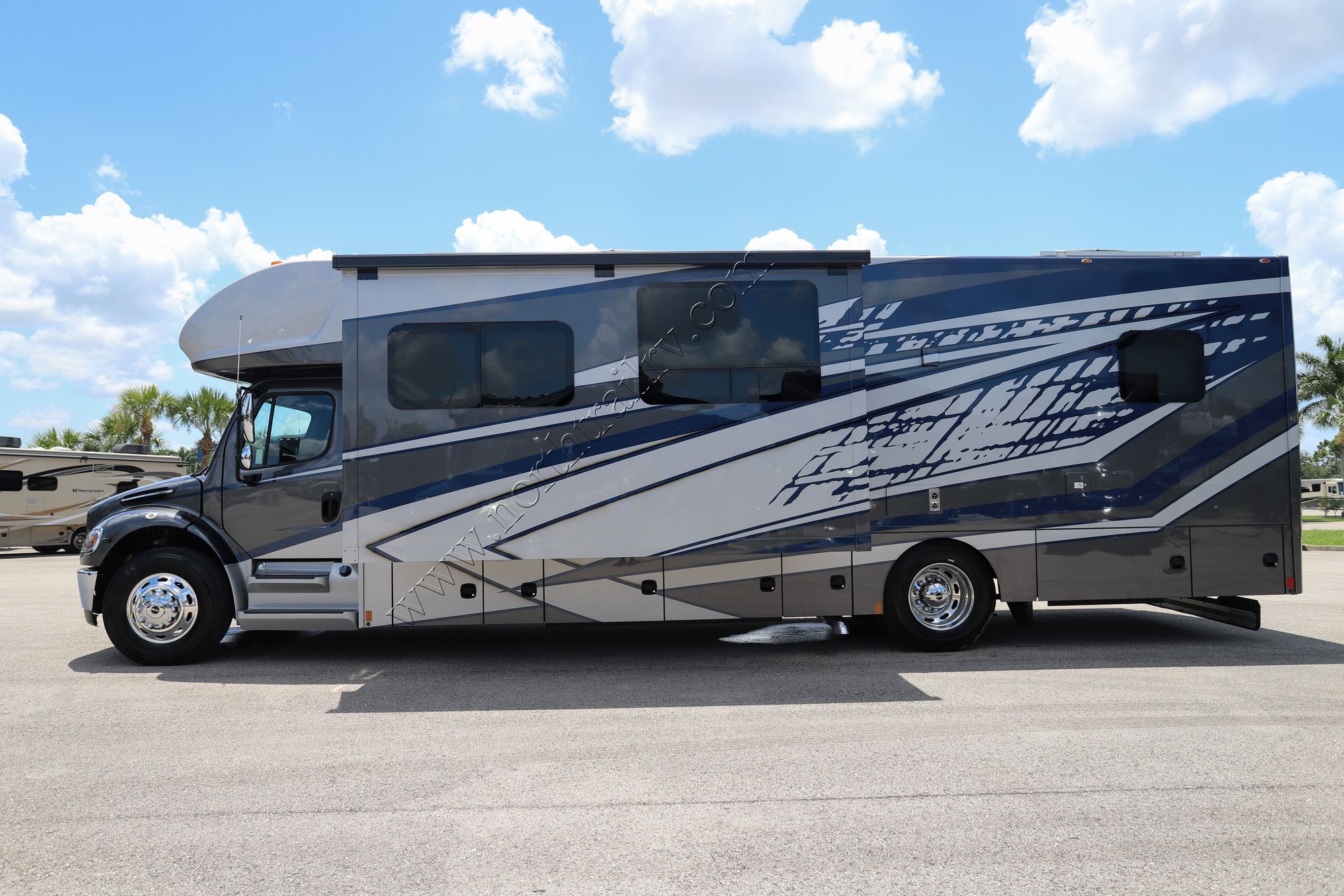 New 2025 Renegade Rv Valencia 36SB Super C  For Sale