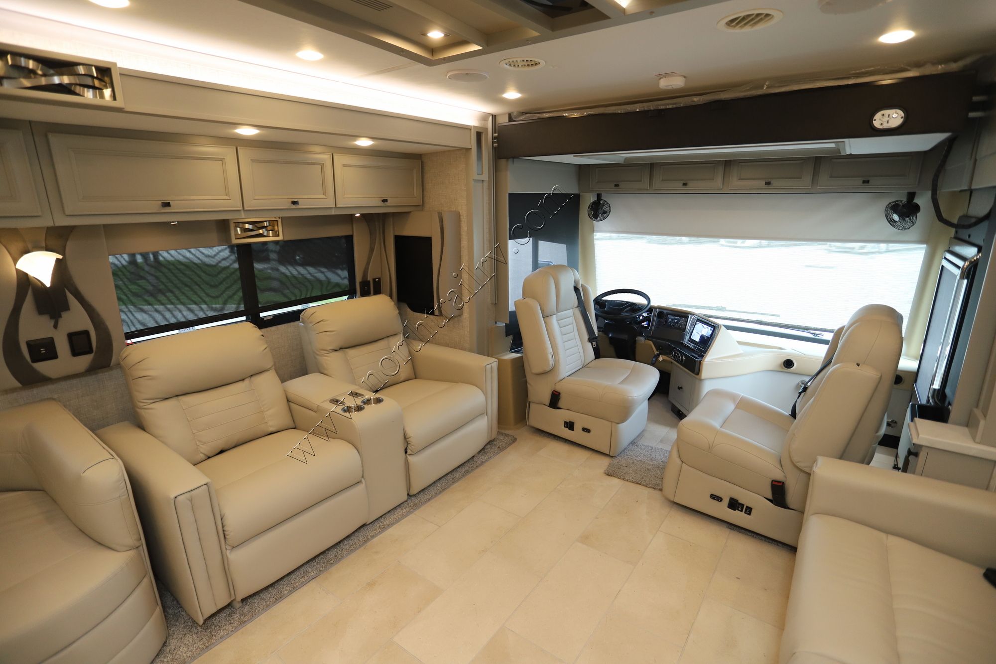 New 2025 Tiffin Motor Homes Phaeton 37BH Class A  For Sale