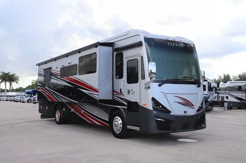 2025 Tiffin Motor Homes Phaeton 37BH