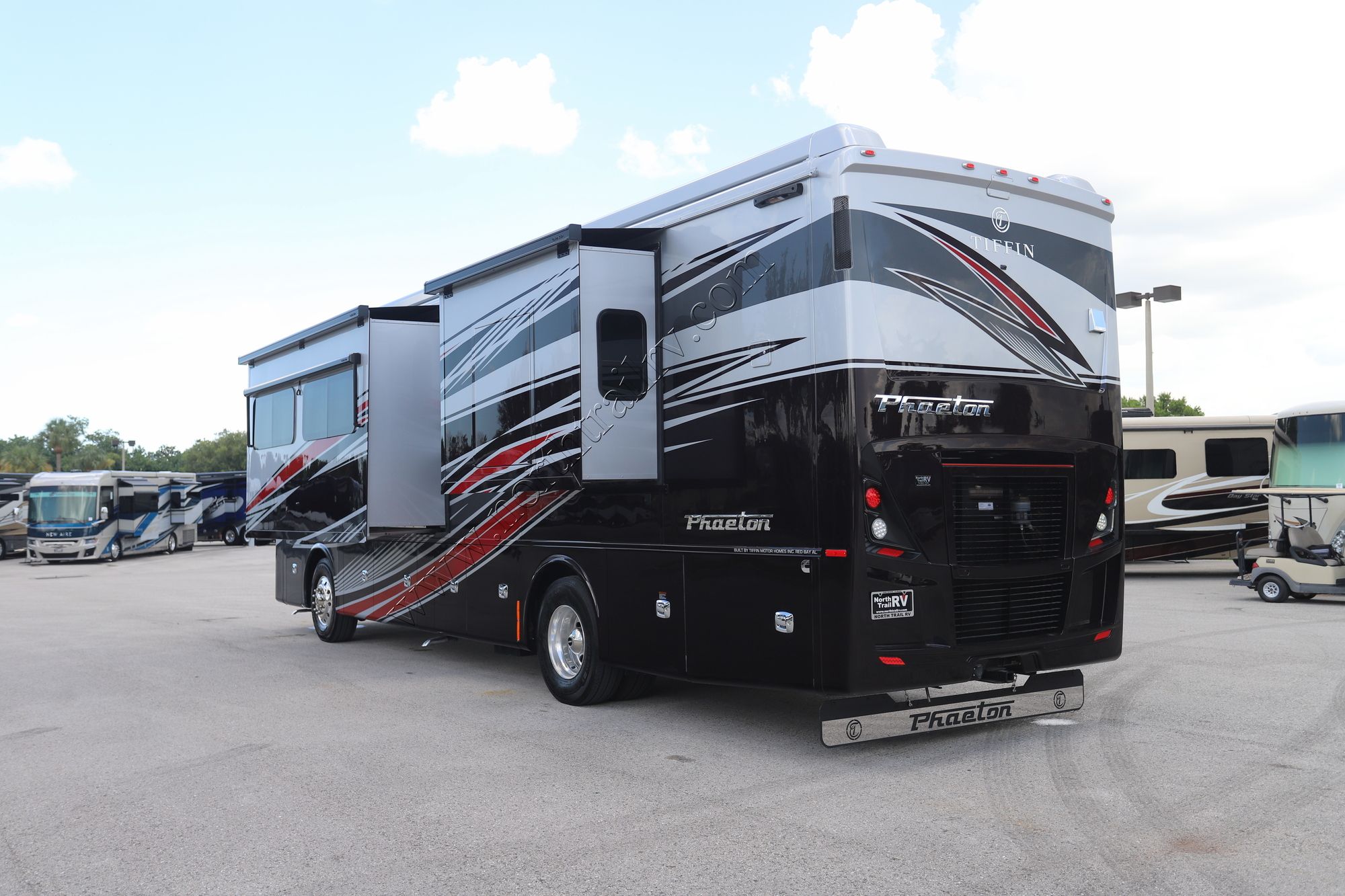 New 2025 Tiffin Motor Homes Phaeton 37BH Class A  For Sale