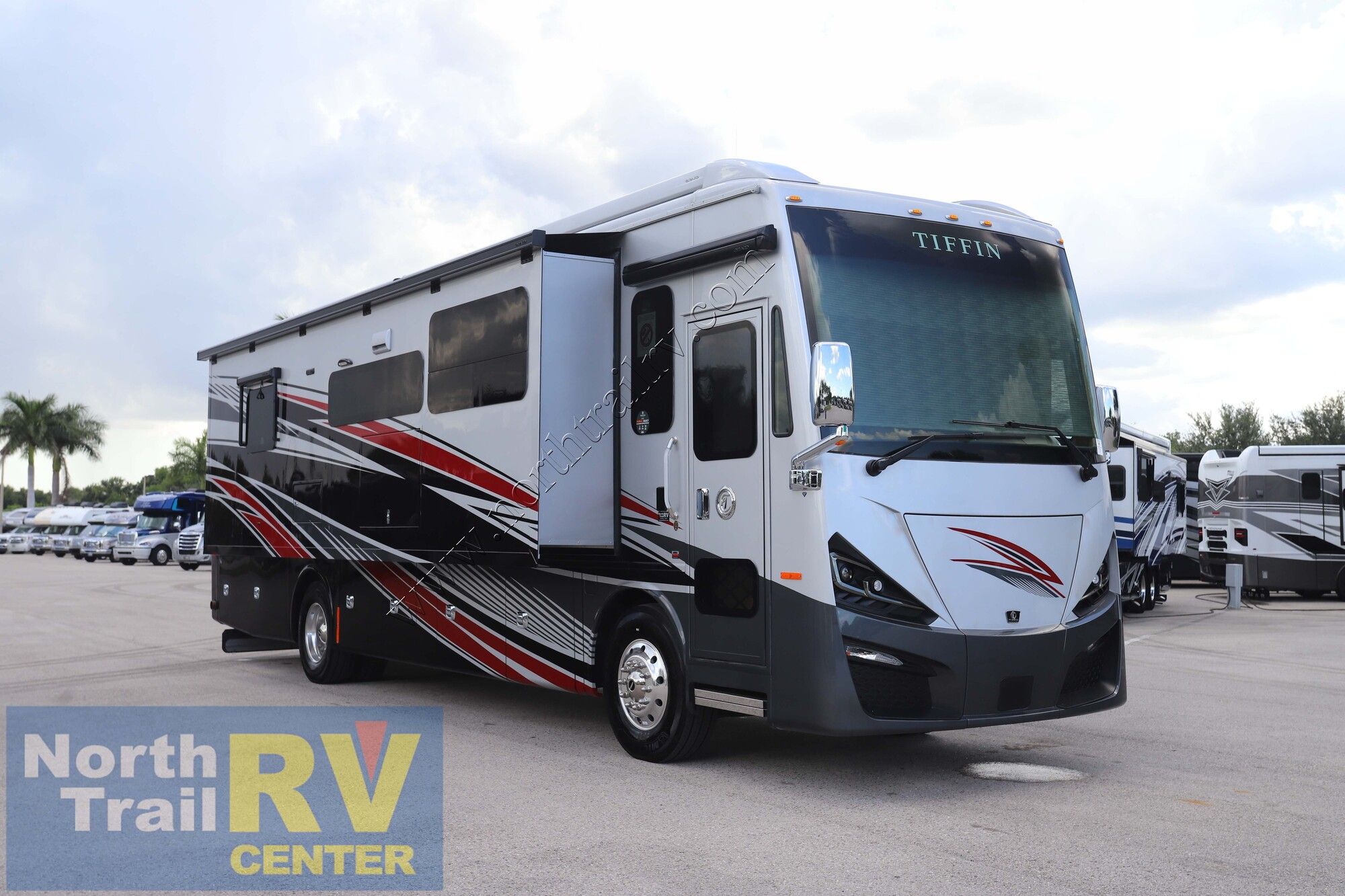 New 2025 Tiffin Motor Homes Phaeton 37BH Class A  For Sale