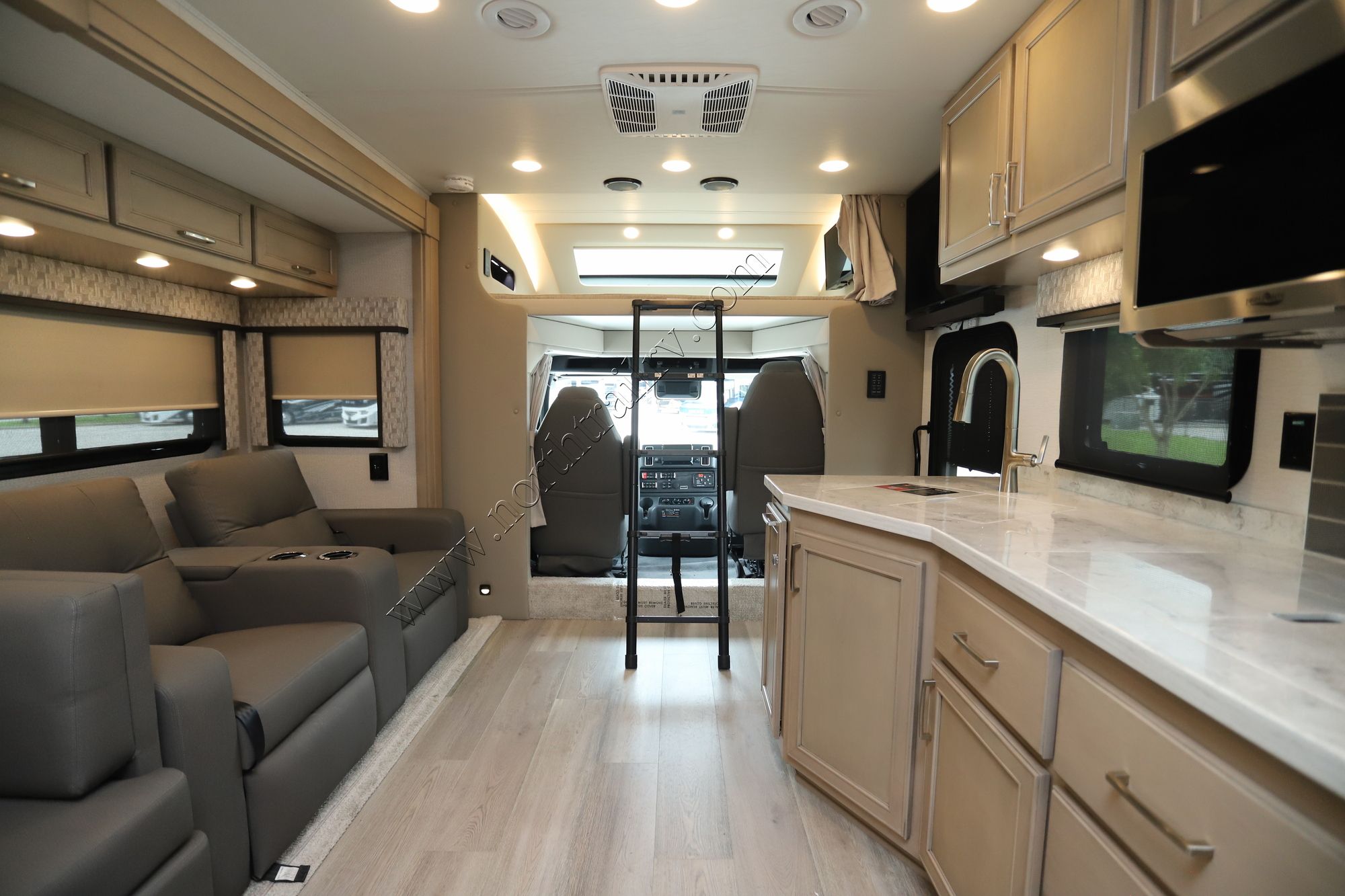 New 2025 Renegade Rv Verona 36VSB Super C  For Sale