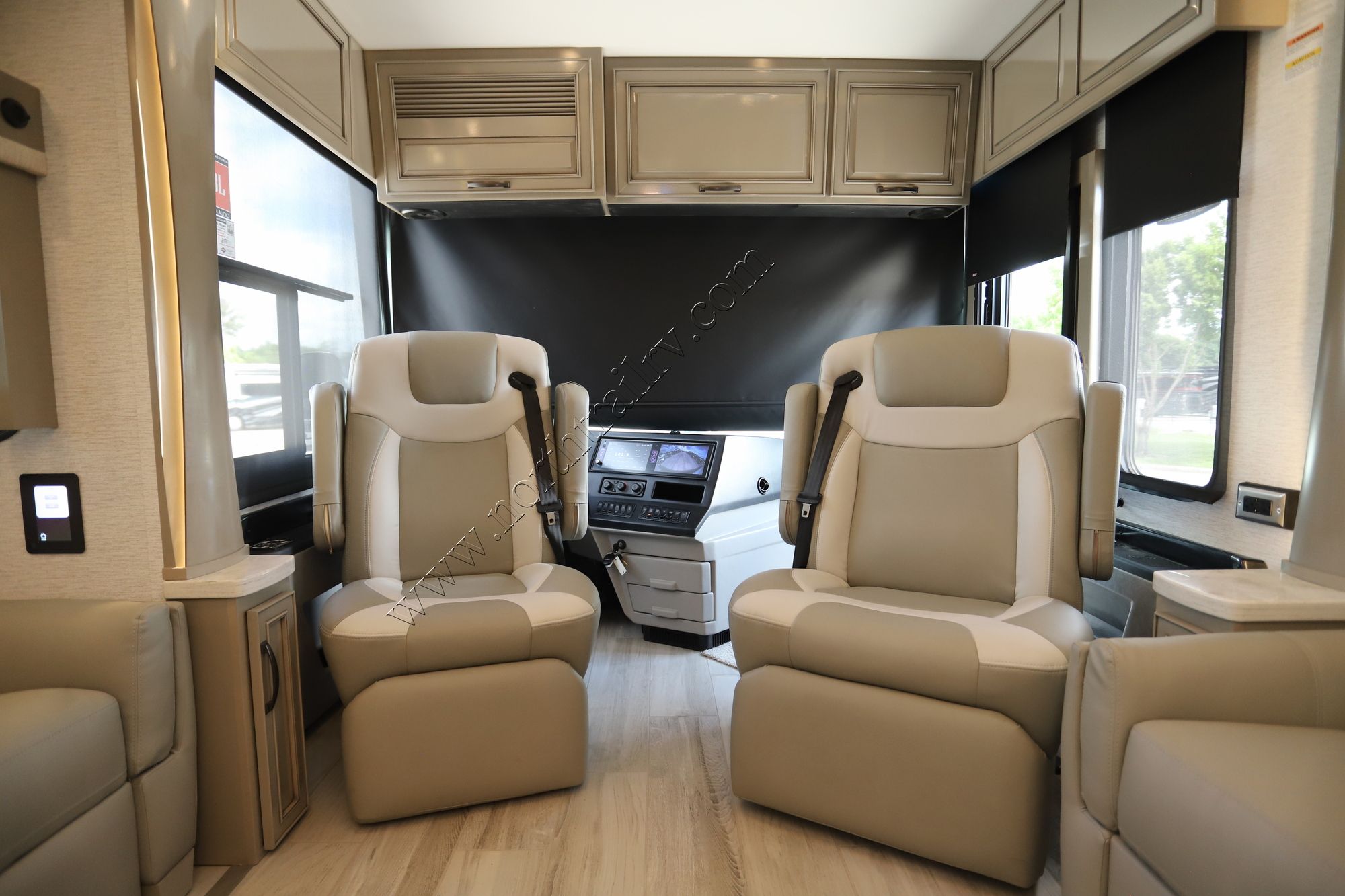 New 2025 Newmar Dutch Star 4081 Class A  For Sale
