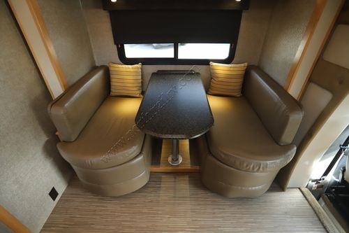 2017 Tiffin Motor Homes Wayfarer 24QW Class C