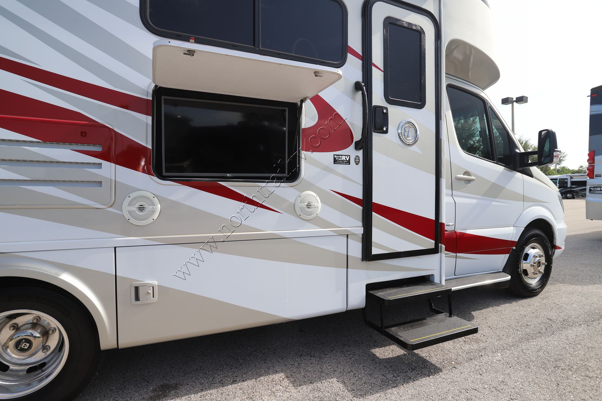 Used 2017 Tiffin Motor Homes Wayfarer 24QW Class C  For Sale