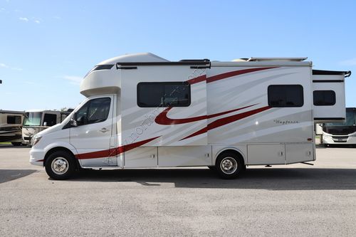 2017 Tiffin Motor Homes Wayfarer 24QW