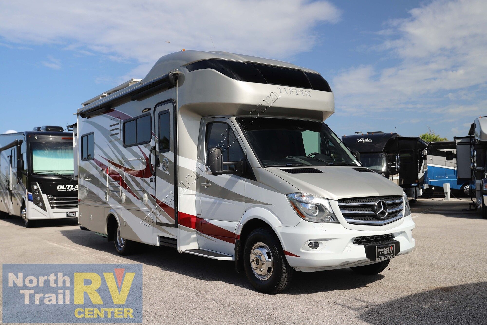 Used 2017 Tiffin Motor Homes Wayfarer 24QW Class C  For Sale