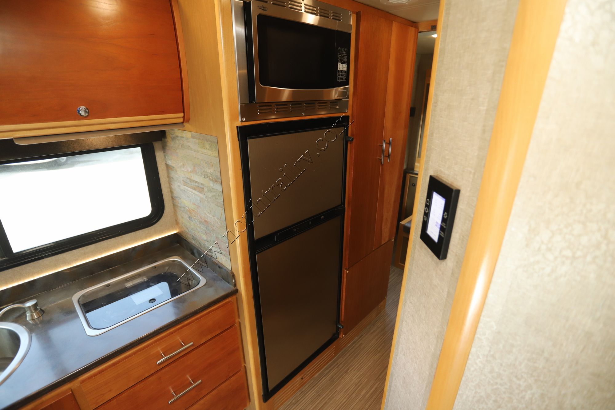 Used 2017 Tiffin Motor Homes Wayfarer 24QW Class C  For Sale