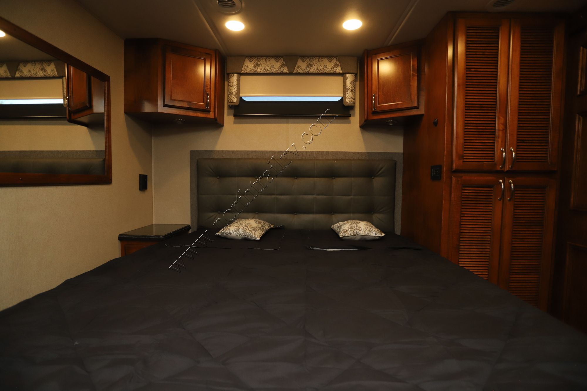 Used 2019 Renegade Rv Verona 40VBH Super C  For Sale