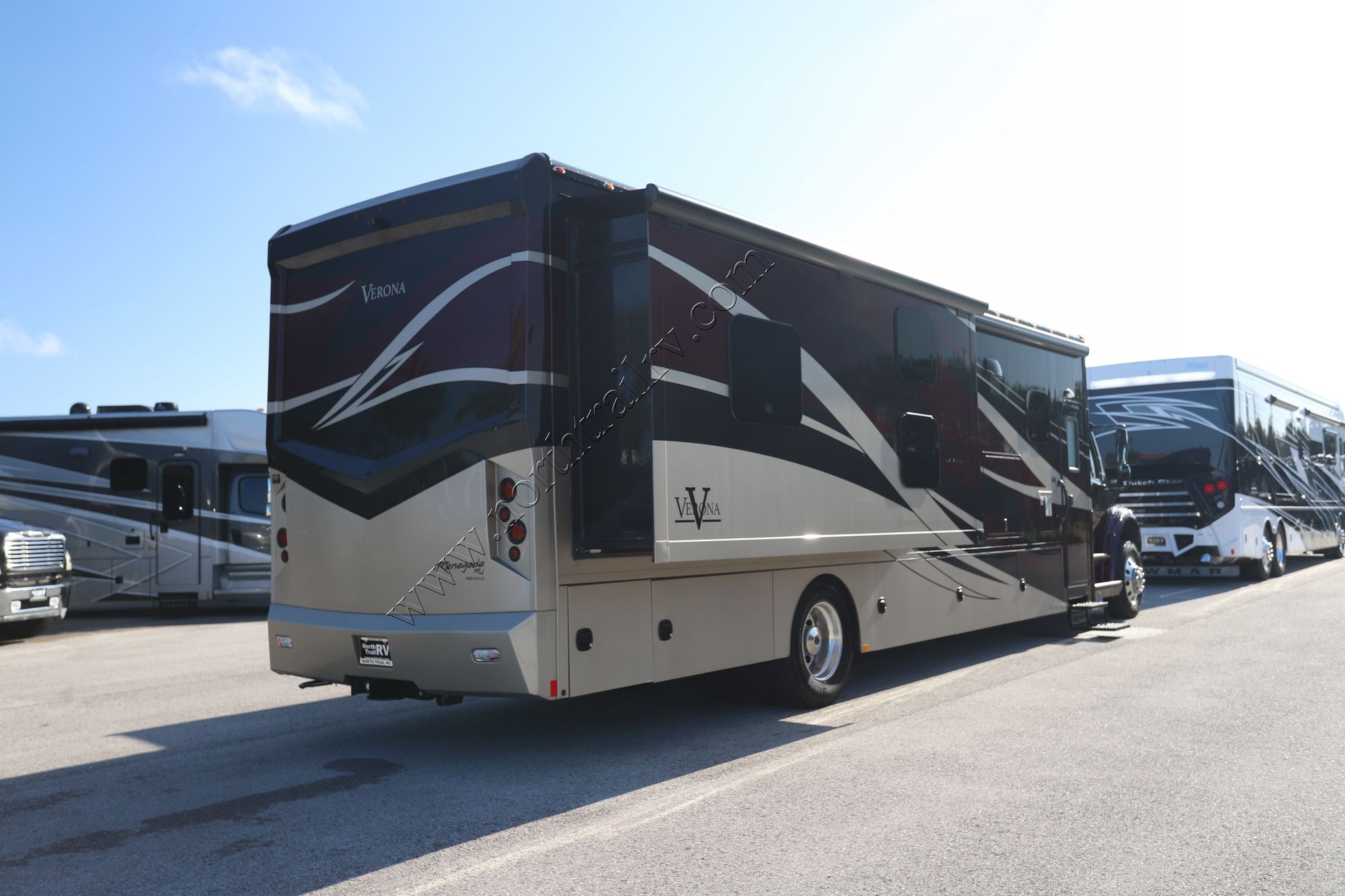 Used 2019 Renegade Rv Verona 40VBH Super C  For Sale