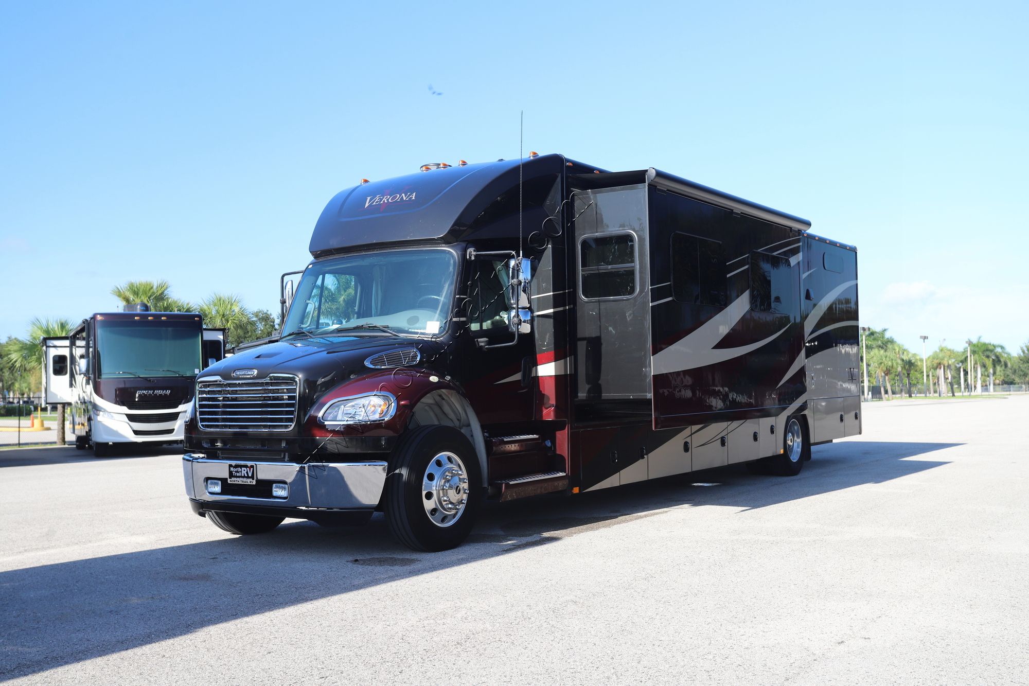 Used 2019 Renegade Rv Verona 40VBH Super C  For Sale