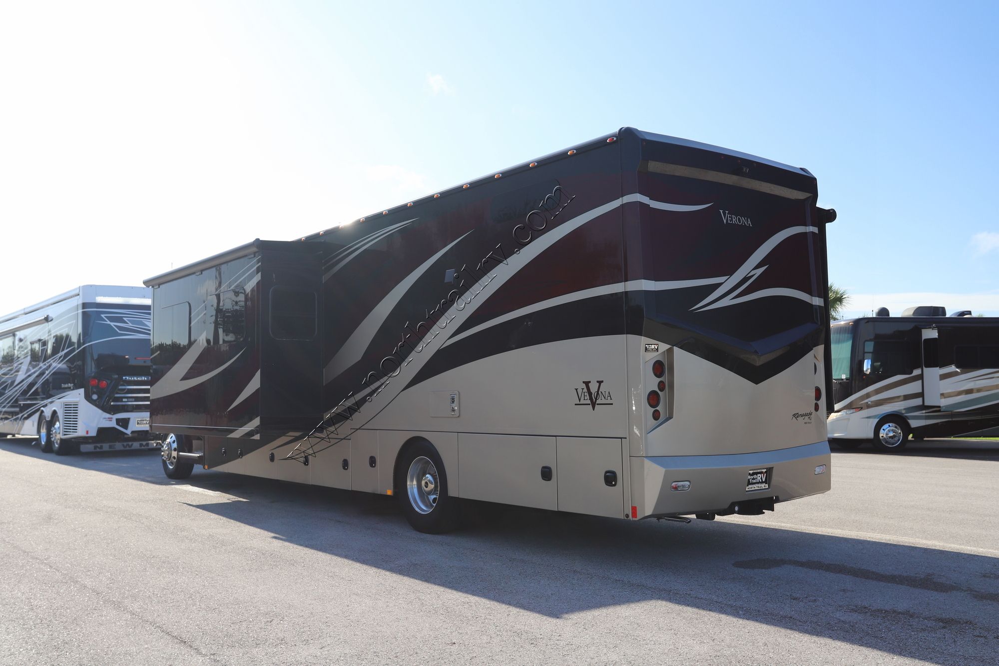 Used 2019 Renegade Rv Verona 40VBH Super C  For Sale