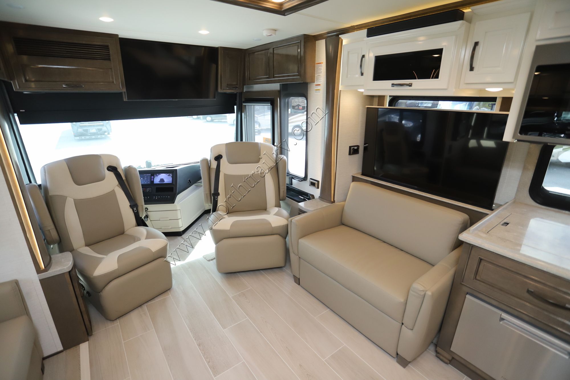 New 2025 Newmar Dutch Star 4340 Class A  For Sale