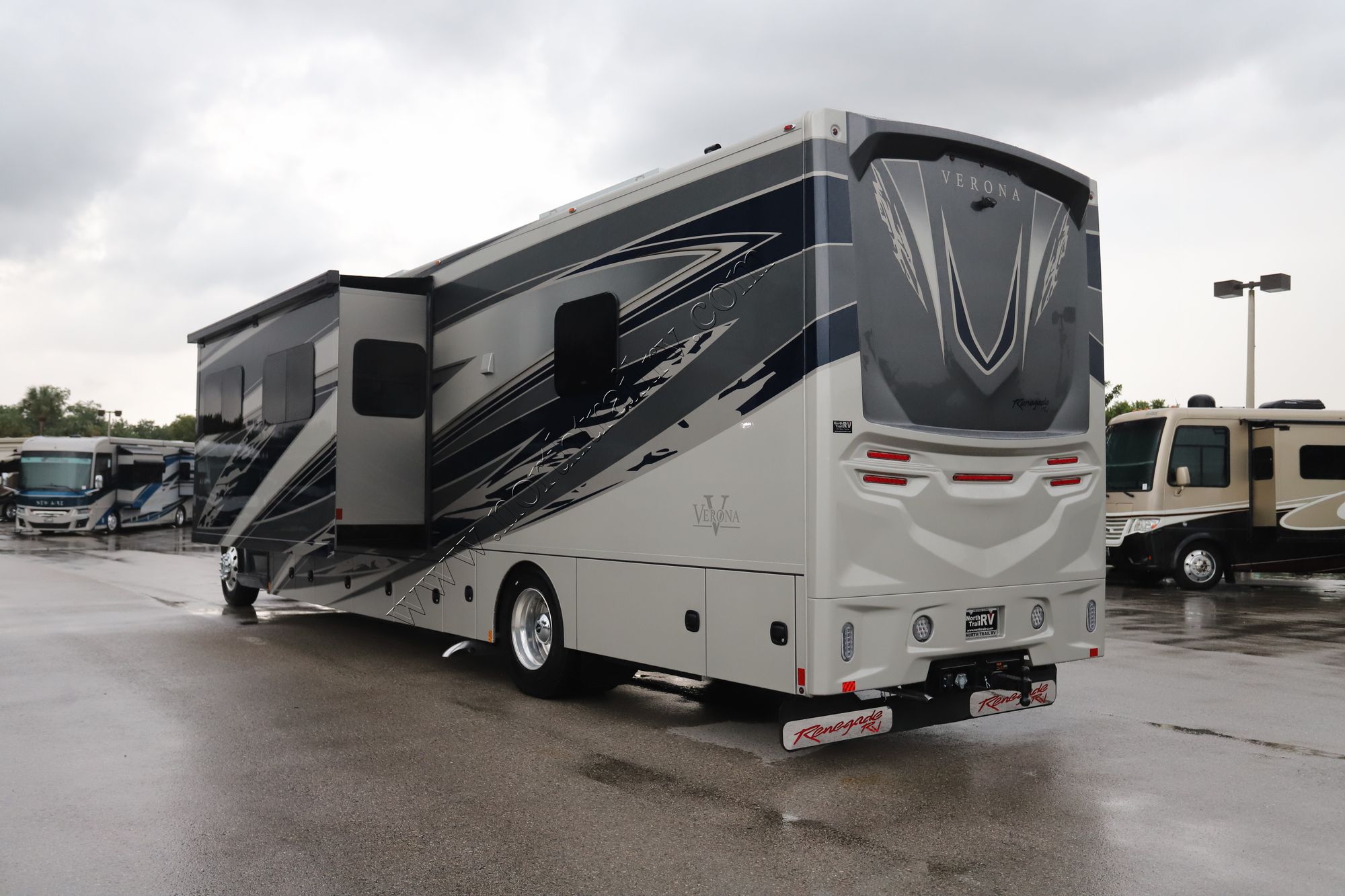 New 2025 Renegade Rv Verona 40VRB Super C  For Sale