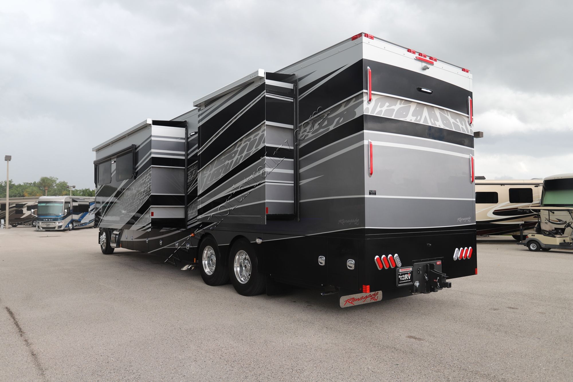 New 2025 Renegade Rv Classic 45CMR Super C  For Sale