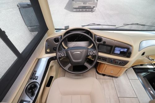 2022 Tiffin Motor Homes Allegro Red 33AL Class A