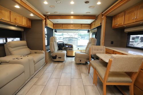 2022 Tiffin Motor Homes Allegro Red 33AL Class A