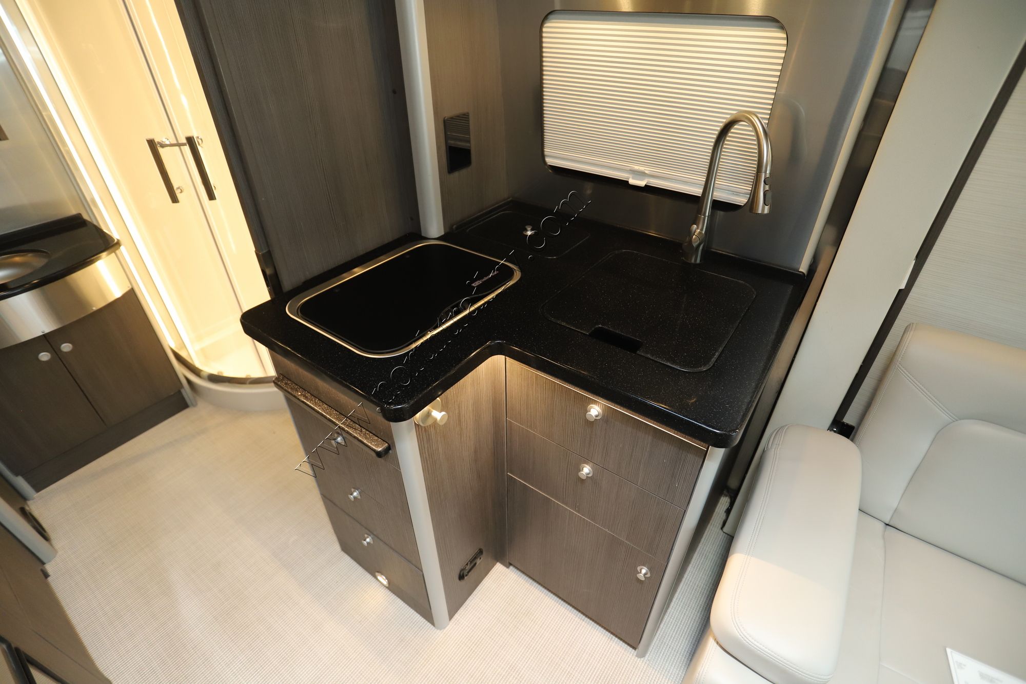 2022 Airstream Atlas MURPHY SUITE Class C Used  For Sale