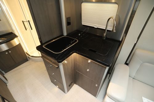 2022 Airstream Atlas MURPHY SUITE